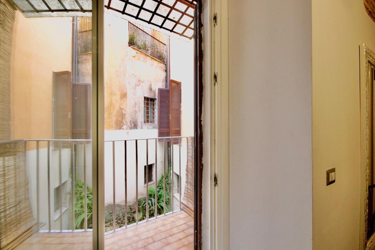 Hc - In The Heart Of Campo De' Fiori Apartment โรม ภายนอก รูปภาพ