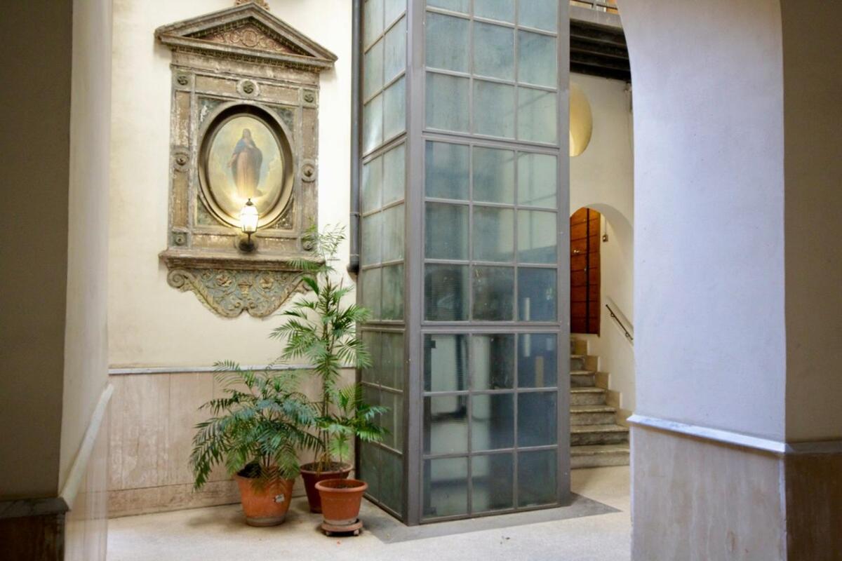 Hc - In The Heart Of Campo De' Fiori Apartment โรม ภายนอก รูปภาพ